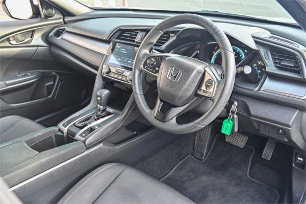 2017 Honda Civic Hatchback 10th Gen MY17 VTi image