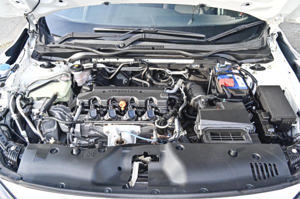 2017 Honda Civic Hatchback 10th Gen MY17 VTi image