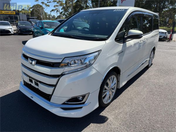 2020 Toyota Noah Wagon ZWR80 Hybrid image