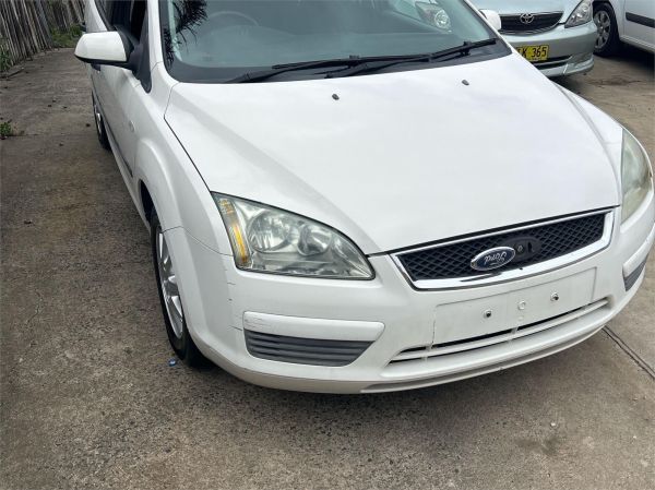 2006 FORD FOCUS 5D HATCHBACK LS CL image