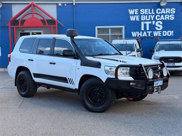 2018 Toyota Landcruiser Wagon VDJ200R GX image