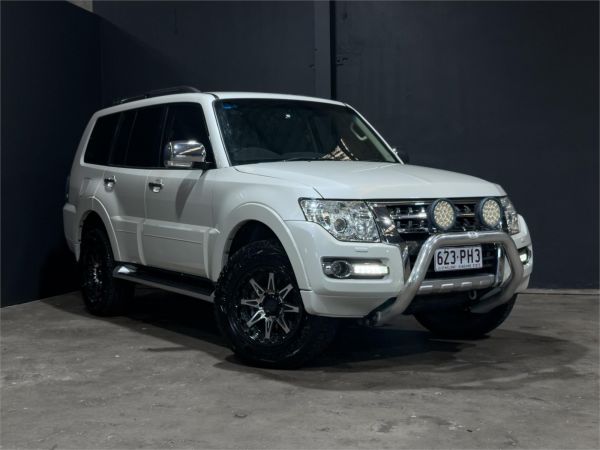 2015 MITSUBISHI PAJERO 4D WAGON NX MY15 GLS LWB (4x4) image