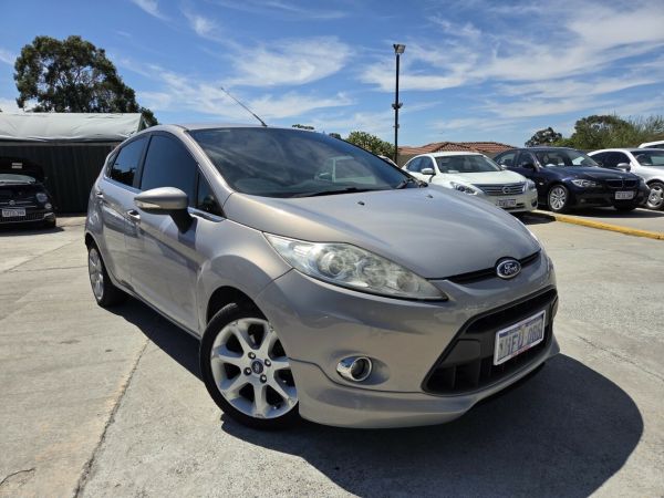 2011 Ford Fiesta WT Zetec Silver 5 Speed Manual Hatchback image