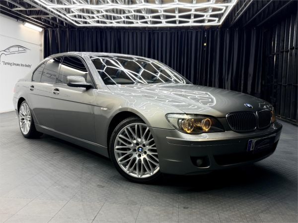 2006 BMW 7 Series Sedan E65 740i image