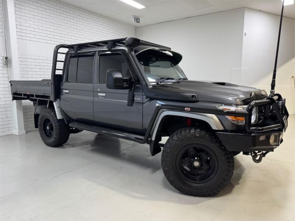 2018 TOYOTA LANDCRUISER DOUBLE C/CHAS VDJ79R GXL (4x4) image
