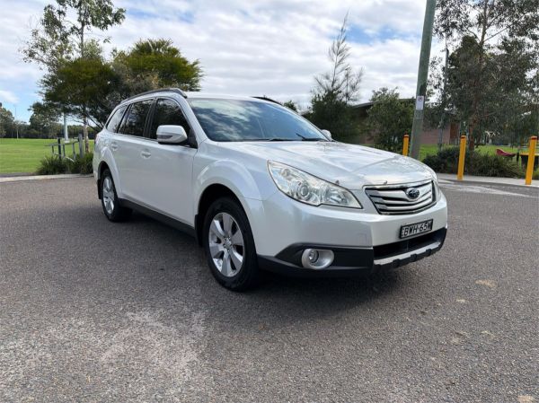 2010 Subaru Outback Wagon B5A MY10 2.5i Premium image