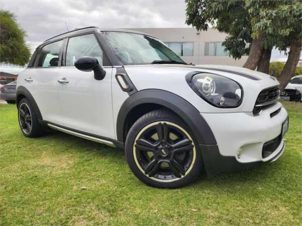 2015 MINI COOPER 4D WAGON R60 MY15 S COUNTRYMAN image