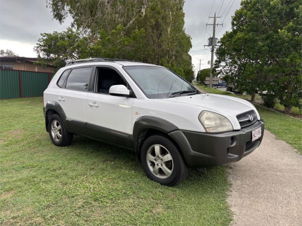 2005 HYUNDAI TUCSON 4D WAGON image