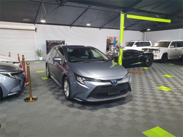 2020 Toyota Corolla Touring Wagon image
