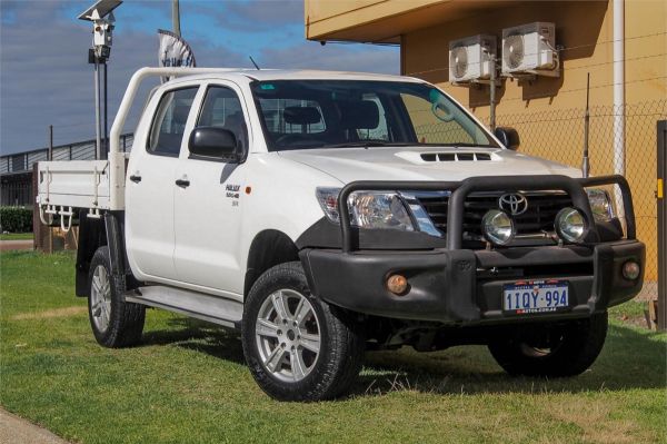 2015 TOYOTA HILUX DUAL C/CHAS KUN26R MY14 SR (4x4) image