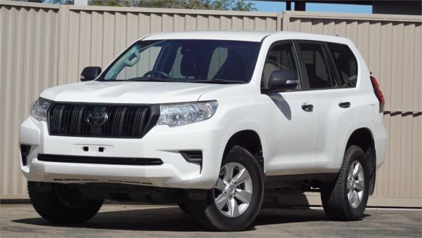 2018 TOYOTA LANDCRUISER 4D WAGON GDJ150R MY18 PRADO GX (4x4) image