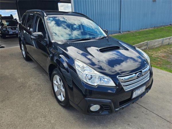 2013 Subaru Outback Wagon B5A MY13 2.0D Premium image