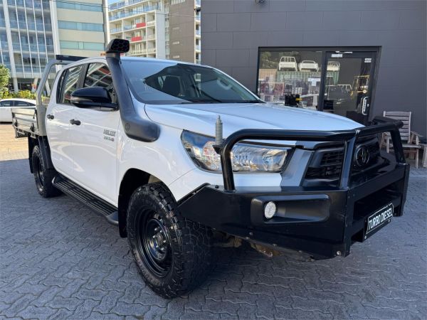 2021 TOYOTA HILUX DOUBLE C/CHAS GUN126R SR (4x4) image
