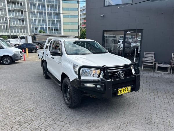 2018 TOYOTA HILUX DOUBLE C/CHAS GUN126R MY19 SR (4x4) image