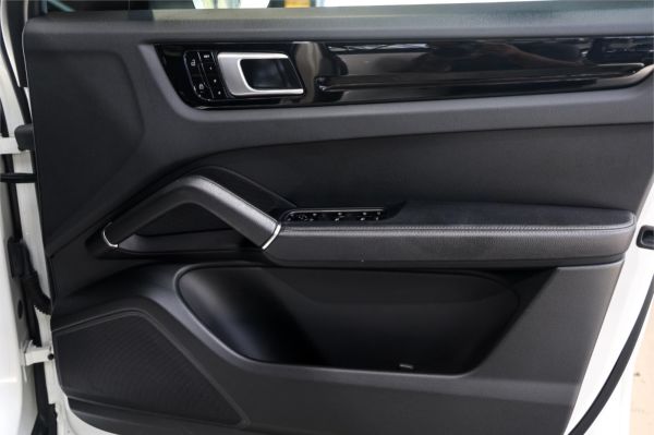 2019 Porsche Cayenne 9YB image