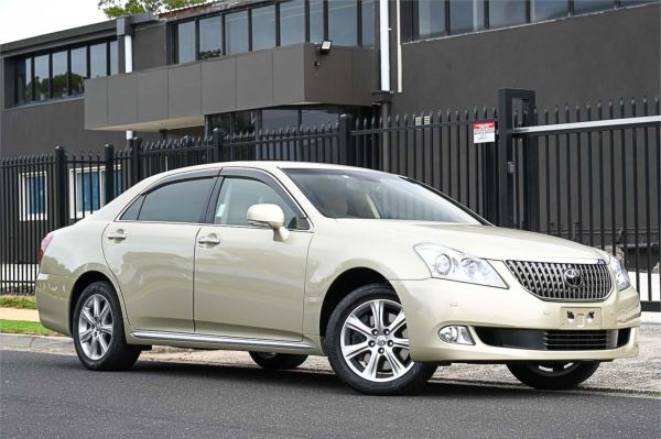 2009 Toyota Crown Sedan URS206 Majesta image