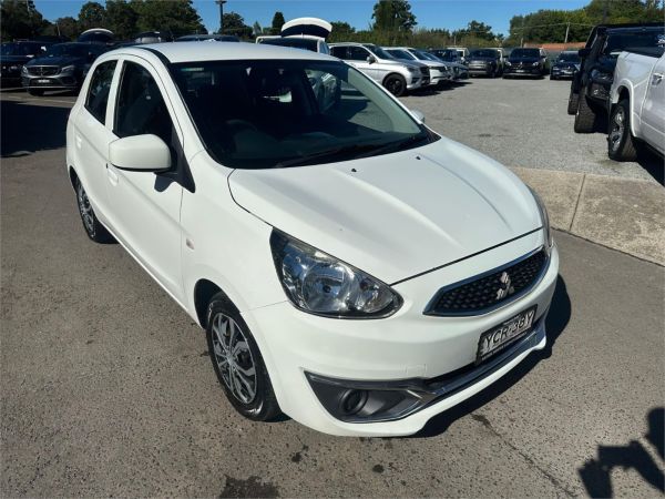 2016 Mitsubishi Mirage Hatchback LA MY16 ES image