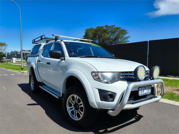 2015 MITSUBISHI TRITON DOUBLE CAB UTILITY MN MY15 GLX (4x4) image