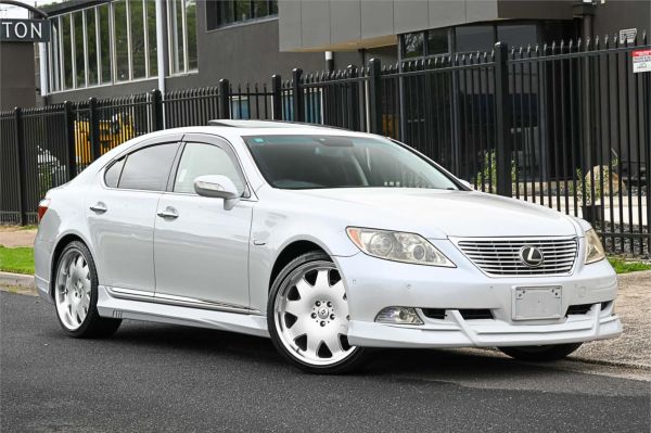 2007 Lexus LS Sedan USF40 LS460 Version S I Package image