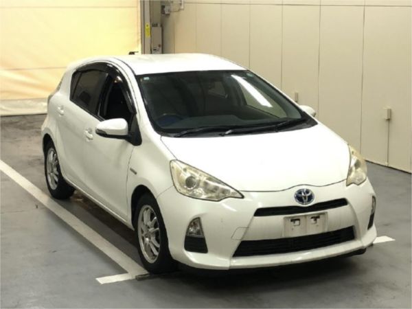 2012 Toyota Aqua Hatchback NHP10 G image