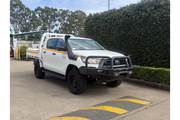 2022 Toyota Hilux SR GUN126R 4X4 image