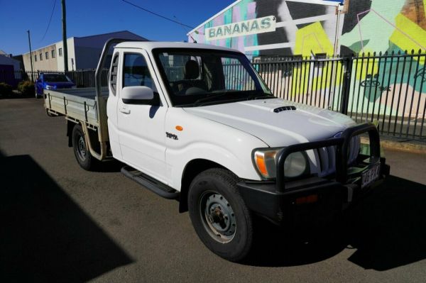 2012 Mahindra Pik-Up S5 11 Upgrade (4x4) White 5 Speed Manual Cab Chassis image