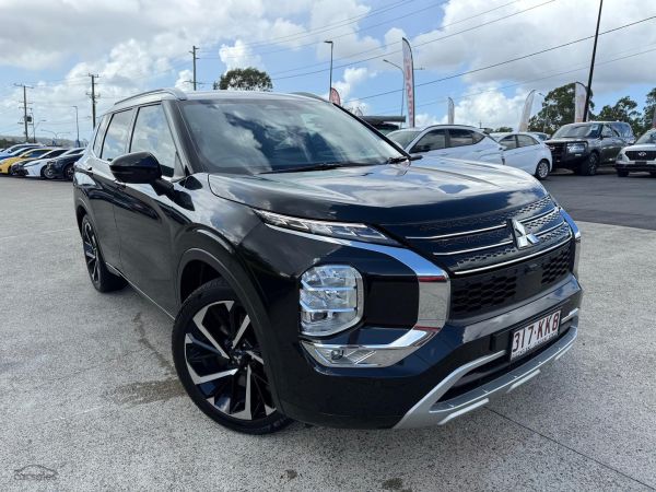 2023 Mitsubishi Outlander Exceed Tourer ZM Auto AWD MY24 image