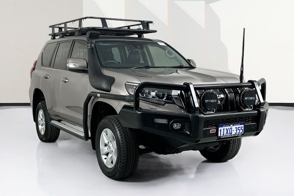 2023 Toyota LANDCRUISER PRADO GXL PREMIUM INTERIOR GDJ150R image