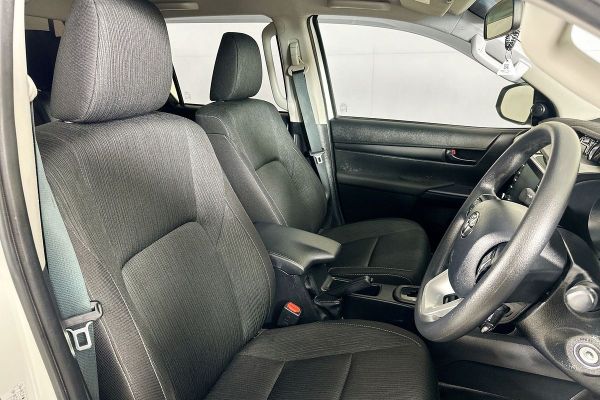 2024 Toyota Hilux GUN126R SR image