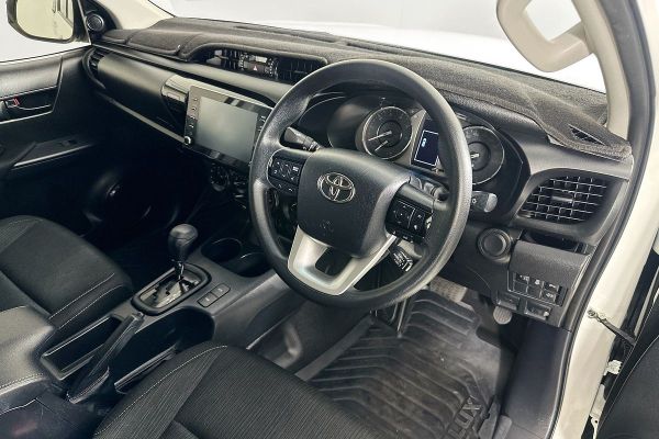 2024 Toyota Hilux GUN126R SR image