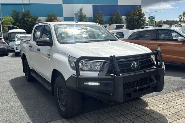2021 Toyota Hilux SR GUN126R 4X4 image