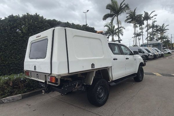 2019 Toyota Hilux SR GUN126R 4X4 image