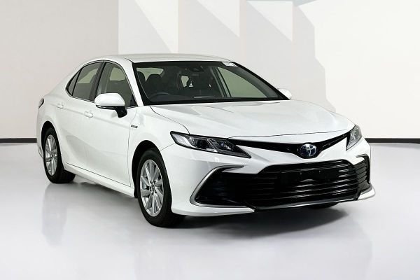 2022 Toyota CAMRY ASCENT HYBRID AXHV70R image