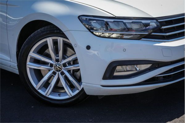 2021 Volkswagen Passat B8 R-Line image