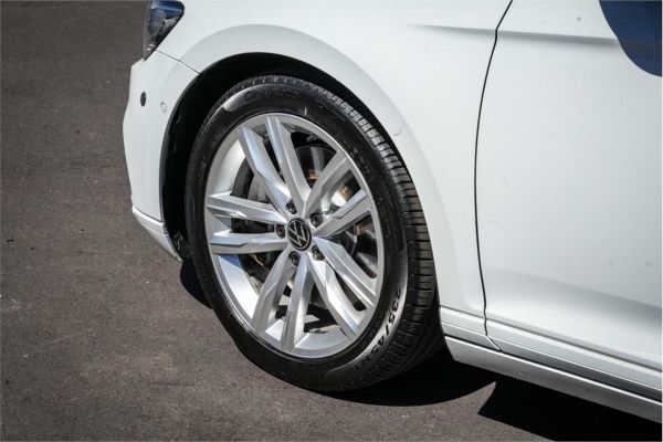 2021 Volkswagen Passat B8 R-Line image