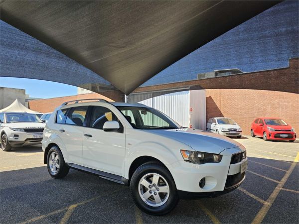 2010 Mitsubishi Outlander Wagon ZH MY10 LS image