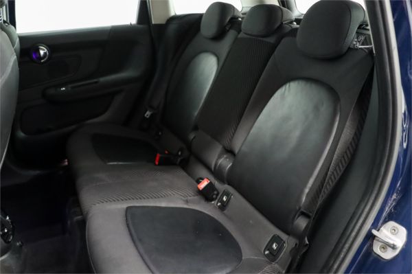 2017 MINI Countryman Wagon F60 Cooper image