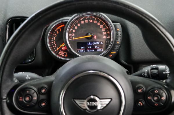 2017 MINI Countryman Wagon F60 Cooper image