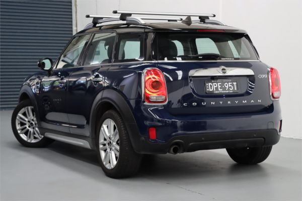 2017 MINI Countryman Wagon F60 Cooper image