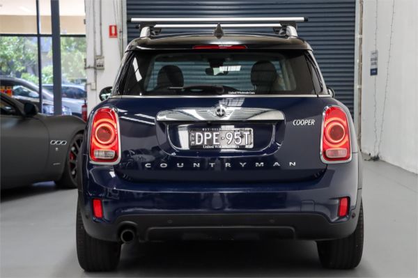 2017 MINI Countryman Wagon F60 Cooper image