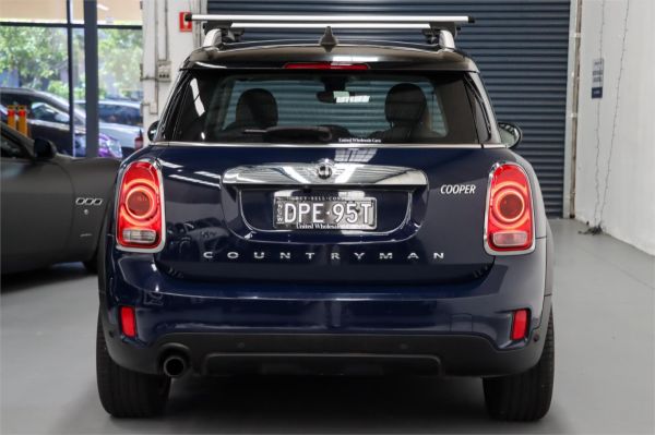 2017 MINI Countryman Wagon F60 Cooper image