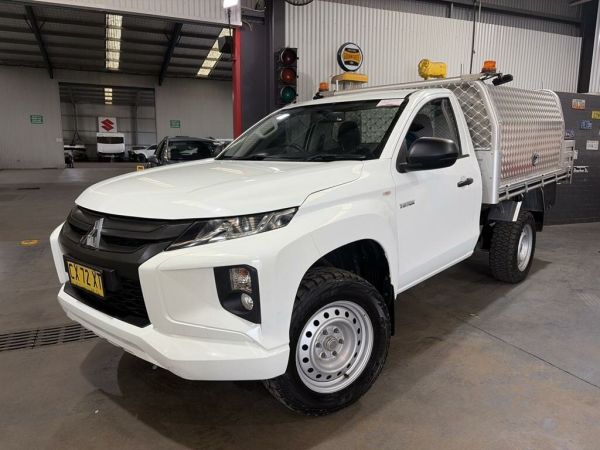 2020 Mitsubishi Triton MR MY21 GLX (4x4) White 6 Speed Automatic Cab Chassis image