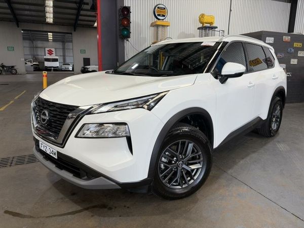 2023 Nissan X-Trail T33 MY23 ST (4WD) 7 Seat White Continuous Variable Wagon image