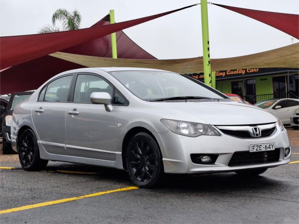 2011 Honda Civic Sedan 8th Gen MY11 VTi-L image