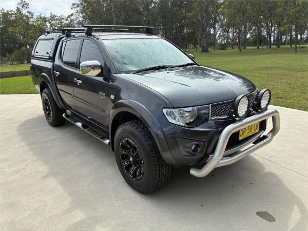 2012 Mitsubishi Triton Utility MN MY12 GLX-R image