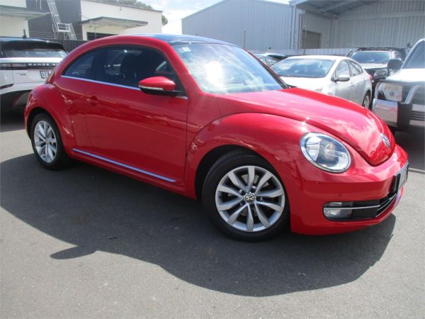 2013 Volkswagen Beetle Liftback 1L MY14 image