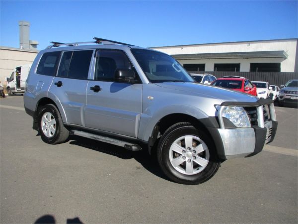 2008 Mitsubishi Pajero Wagon NS GLX image