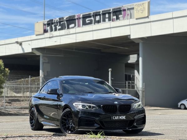 2015 Bmw 2 Series COUPE M235I F22 image