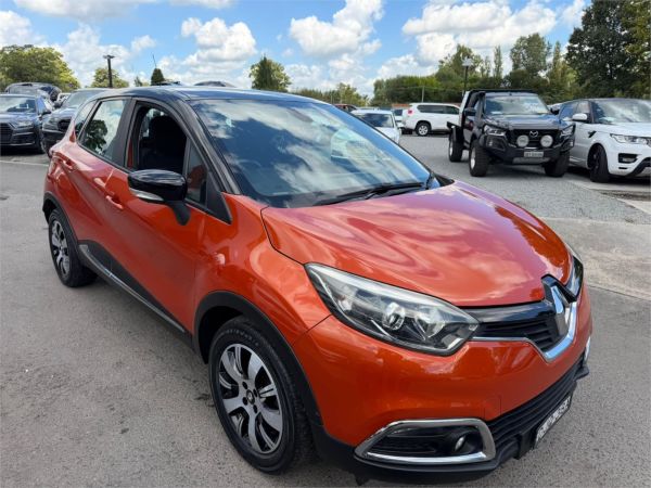 2016 Renault Captur Hatchback J87 Expression image