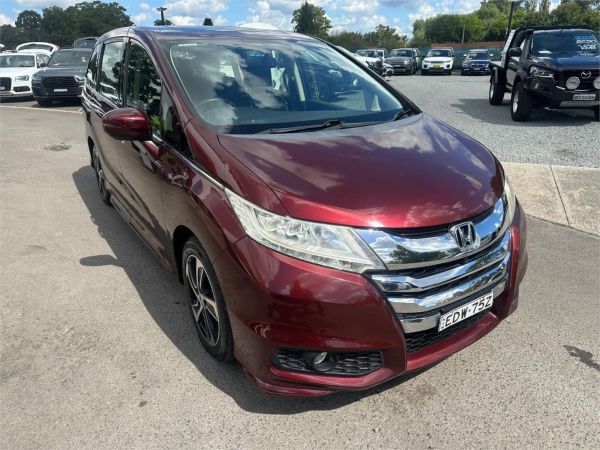 2015 Honda Odyssey Wagon RC MY15 VTi-L image